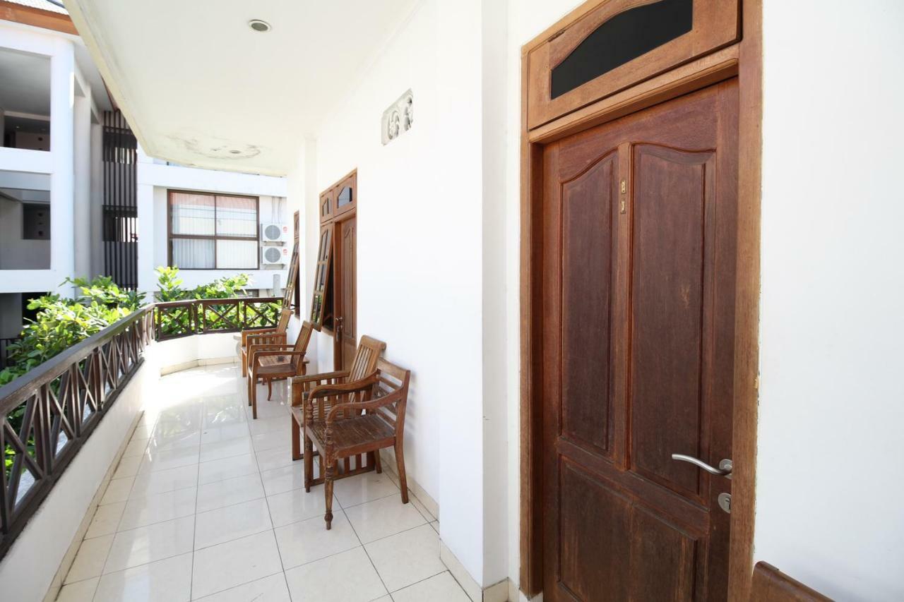 Airy Kartika Plaza Gang Melati 1 Bali Kuta (Bali) Exterior photo
